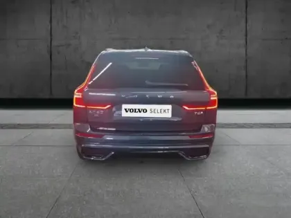 Photo 5 Volvo Xc60  T6 Hybride Rechargeable 253 + 145ch Plus Style Dark Geartronic 8 AWD