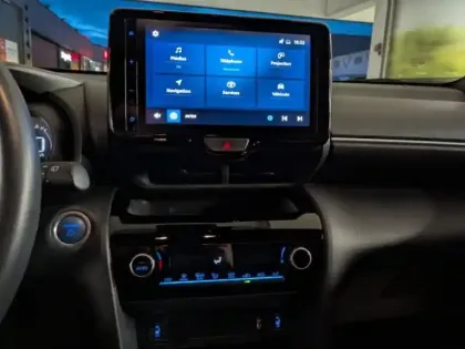 Photo 11 Toyota Yaris  Cross 116h Design MY22