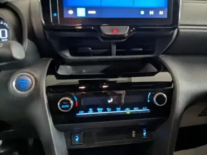 Photo 14 Toyota Yaris  Cross 116h Design MY22