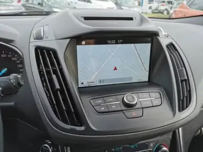 Photo 10 Ford Kuga  1.5 TDCi 120ch Stop&Start ST-Line 4x2 Euro6.2