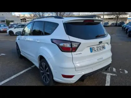 Photo 11 Ford Kuga  1.5 TDCi 120ch Stop&Start ST-Line 4x2 Euro6.2