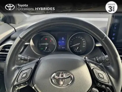 Photo 12 Toyota C-HR  122h Design 2WD E-CVT RC18