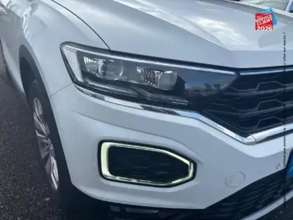 Photo 12 Volkswagen T-roc  1.5 TSI EVO 150ch Carat GPS Camera