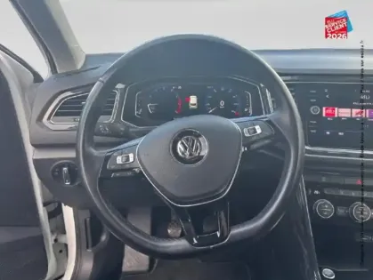 Photo 11 Volkswagen T-roc  1.5 TSI EVO 150ch Carat GPS Camera