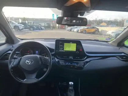 Photo 7 Toyota C-HR  122h Edition 2WD E-CVT  MC19