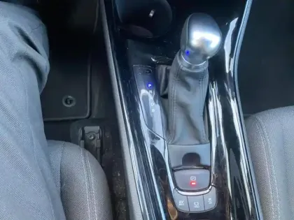 Photo 10 Toyota C-HR  122h Edition 2WD E-CVT  MC19