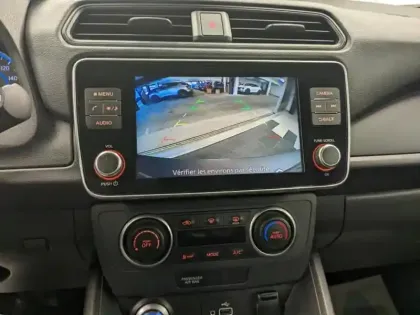 Photo 10 Nissan Leaf  150ch 40kWh Acenta 22