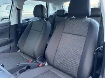 Photo 13 Volkswagen Polo  1.0 MPI 80ch 