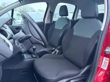 Photo 12 Citroën C3  1.2 82CV Attraction