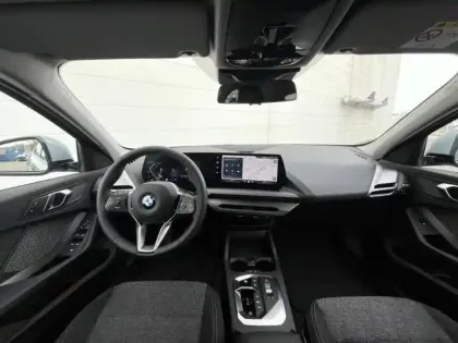Photo 8 BMW Serie 1 Série 1 116A 122ch M Sport DKG7