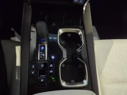 Photo 9 Lexus RX  450h+ Luxe 4WD MY25