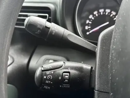 Photo 14 Citroën Berlingo  XL PureTech 110ch S&S Shine 7 PLACES XTR