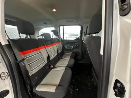 Photo 11 Citroën Berlingo  XL PureTech 110ch S&S Shine 7 PLACES XTR