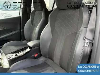 Photo 8 Peugeot 2008  1.2 PureTech 130ch S&S GT EAT8