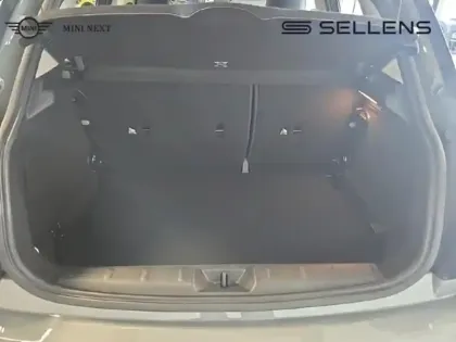 Photo 24 Mini Mini Gén. III (F55) Ph2 Heddon Street 5