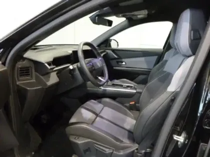 Photo 11 Opel Grandland  1.2 Turbo Hybrid 145ch GS e-DCT6