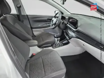 Photo 19 Hyundai Bayon  1.0 T-GDi 100ch Hybrid 48V Creative