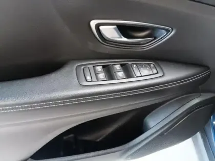 Photo 6 Renault Scenic Grand  1.7 Blue dCi 120ch Business 7 places