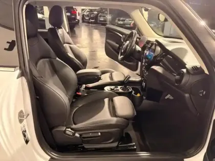 Photo 8 Mini Mini  Cooper SE 184ch  Essential BVA