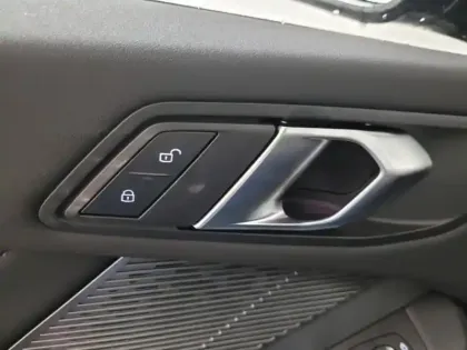 Photo 12 BMW Serie 1 Gén. IV (F70) Ph1 M Sport 5