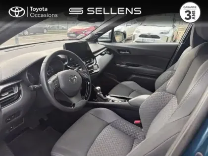 Photo 13 Toyota C-HR  2.0 Hybride 184ch Design E-CVT