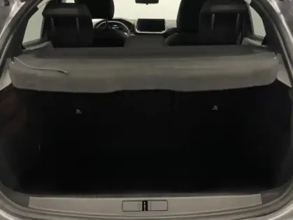 Photo 9 Peugeot 208  e- 136ch Style