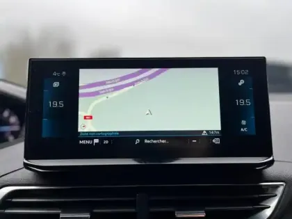 Photo 9 Peugeot 3008  1.2 PureTech 130ch S&S Allure