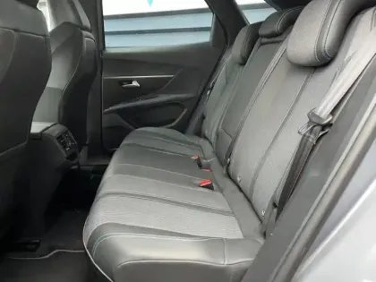 Photo 6 Peugeot 3008  1.2 PureTech 130ch S&S Allure