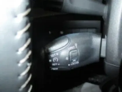 Photo 13 Peugeot 208  e- 136ch Allure Pack