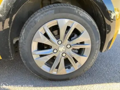 Photo 28 Peugeot 208  e- 136ch Allure Pack