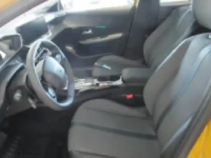 Photo 6 Peugeot 208  e- 136ch Allure Pack