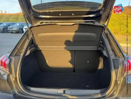 Photo 13 Peugeot 208  e- 136ch Allure Radar AR Carplay