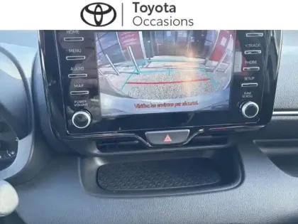 Photo 6 Toyota Yaris  70 VVT-i Dynamic Business 5p MY22