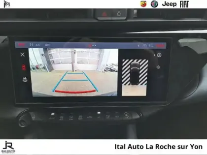 Photo 13 Alfa Romeo Junior  1.2 Ibrida 136ch Techno DCT6