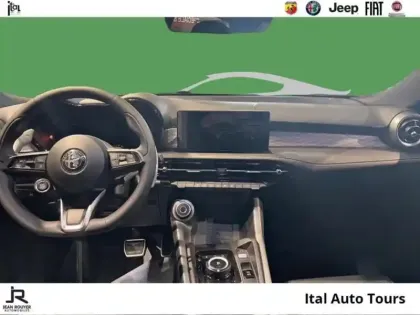 Photo 11 Alfa Romeo Tonale  1.5 Ibrida 175ch Veloce TCT