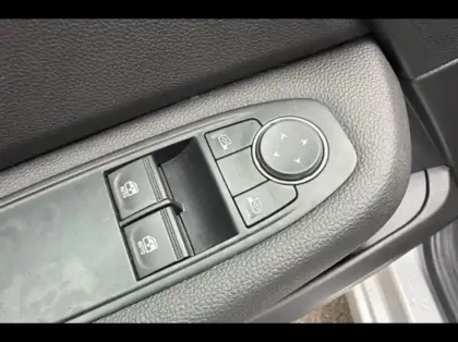 Photo 14 Renault Clio Gén. V (BJA) Ph1 NG Equilibre 5