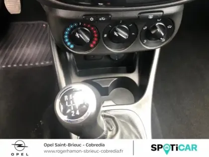 Photo 14 Opel Corsa  1.4 90ch Design 120 ans Start/Stop 5p