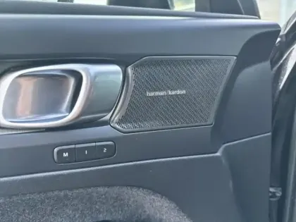 Photo 11 Volvo Xc40  B3 163ch Ultimate DCT 7