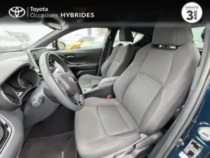 Photo 10 Toyota C-HR  1.8 Hybride 122ch Dynamic Ultimate E-CVT