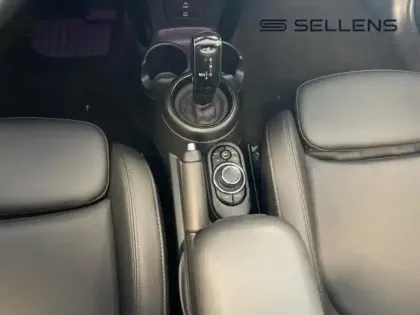 Photo 11 Mini Mini Cabrio Cooper 136ch Edition Premium Plus BVA7