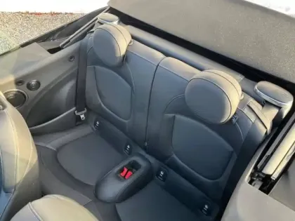 Photo 14 Mini Mini Cabrio Cooper 136ch Edition Premium Plus BVA7