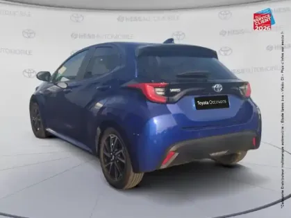 Photo 7 Toyota Yaris  116h Design 5p MY22 Camera