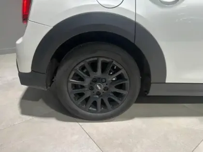 Photo 10 Mini Mini  5 Portes Cooper 136ch  Essential BVA7