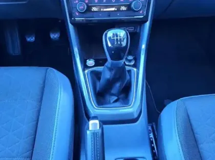 Photo 11 Volkswagen T-cross  1.0 TSI 115ch Carat