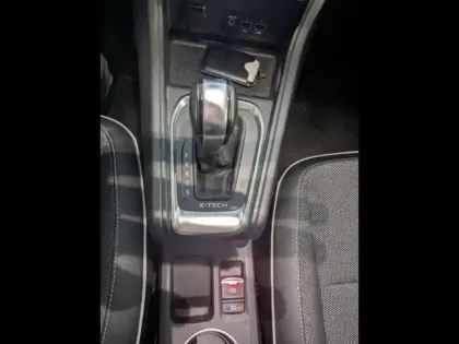 Photo 7 Renault Captur Gén. II (HJB) Ph1 Intens 5