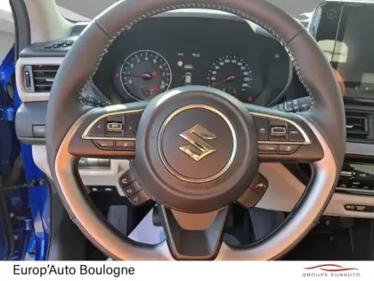 Photo 8 Suzuki Swift  1.2 Hybrid 83ch Pack