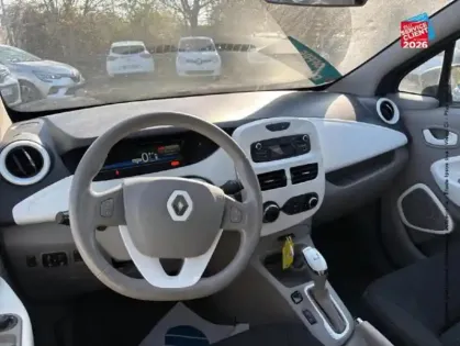 Photo 14 Renault Zoé Zoe Life charge normale R90 MY19