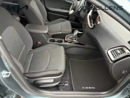 Photo 5 Kia Ceed  1.5 T-GDi 140ch Active DCT7 MY25