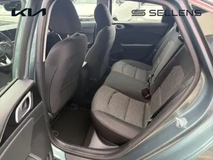 Photo 11 Kia Ceed  1.5 T-GDi 140ch Active DCT7 MY25