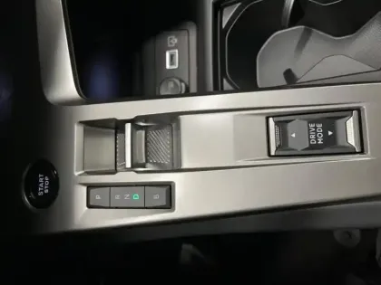 Photo 10 Peugeot 308  Plug-In Hybrid 195ch GT Exclusive e-DCS7